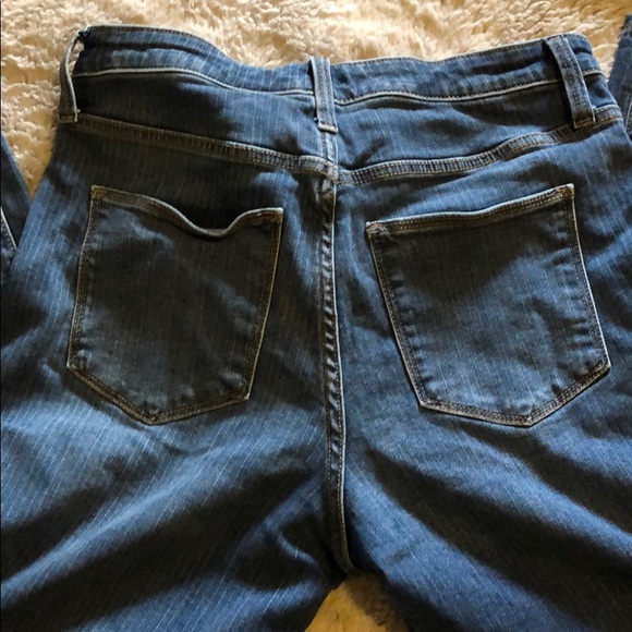 Jeans - Picture 4 of 4